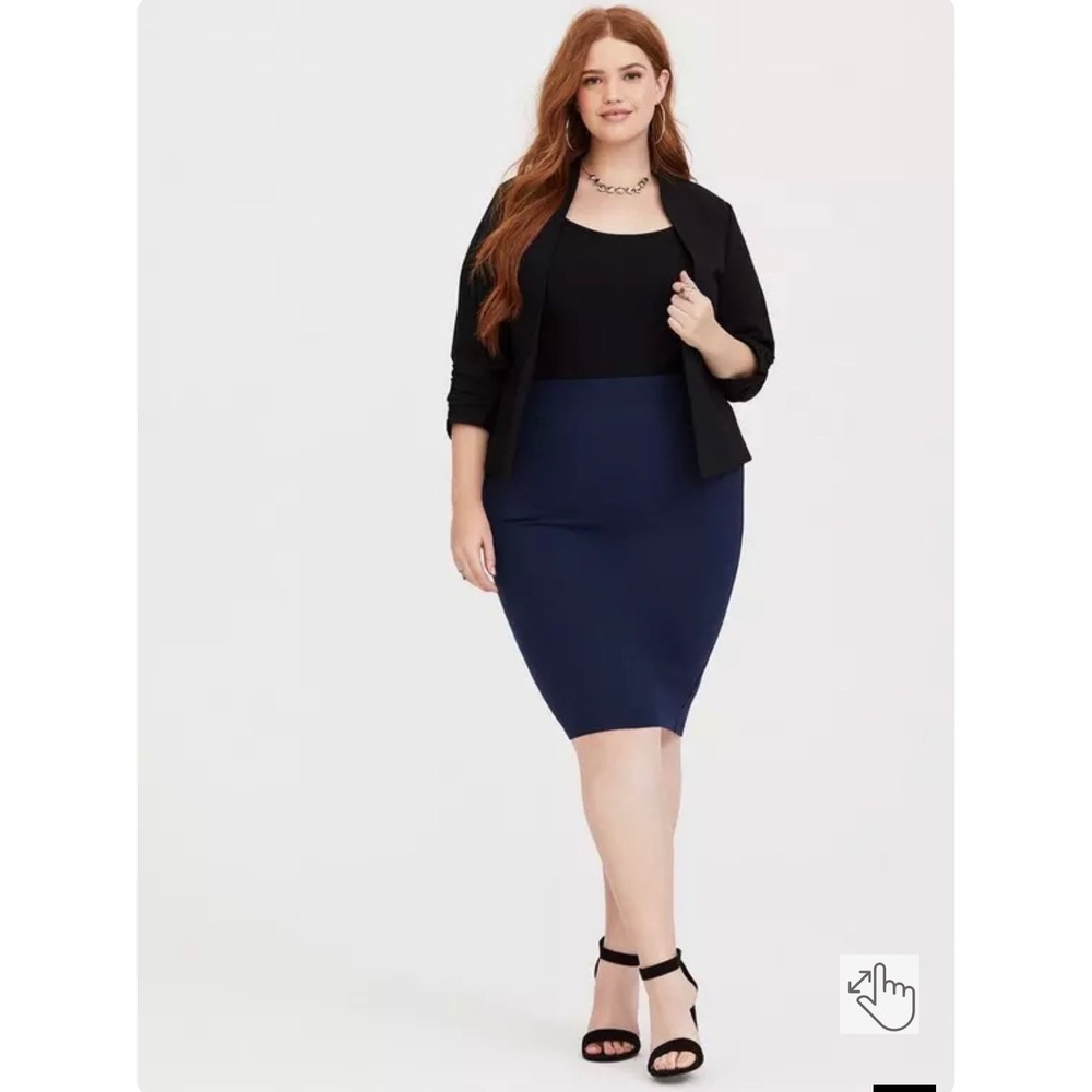 Studio by Torrid Luxe Ponte Pencil Skirt Navy Blue 5X Stretch Midi Career